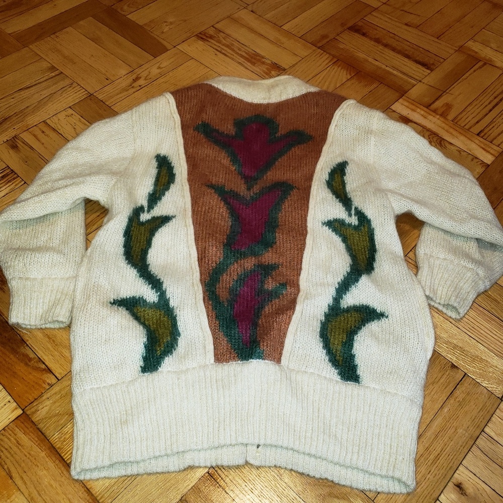 Button down Winter Sweater - Picture 2 of 5